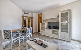 R & T Cordoba Center Apartamentos - Parking
